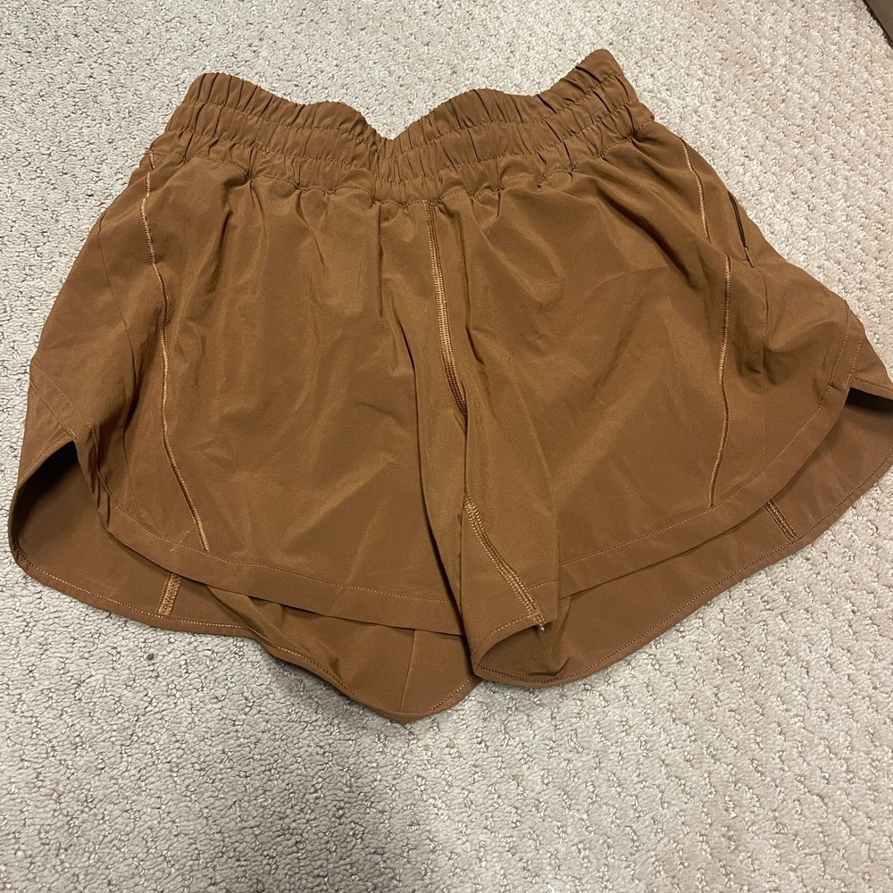 Lululemon tracker V shorts